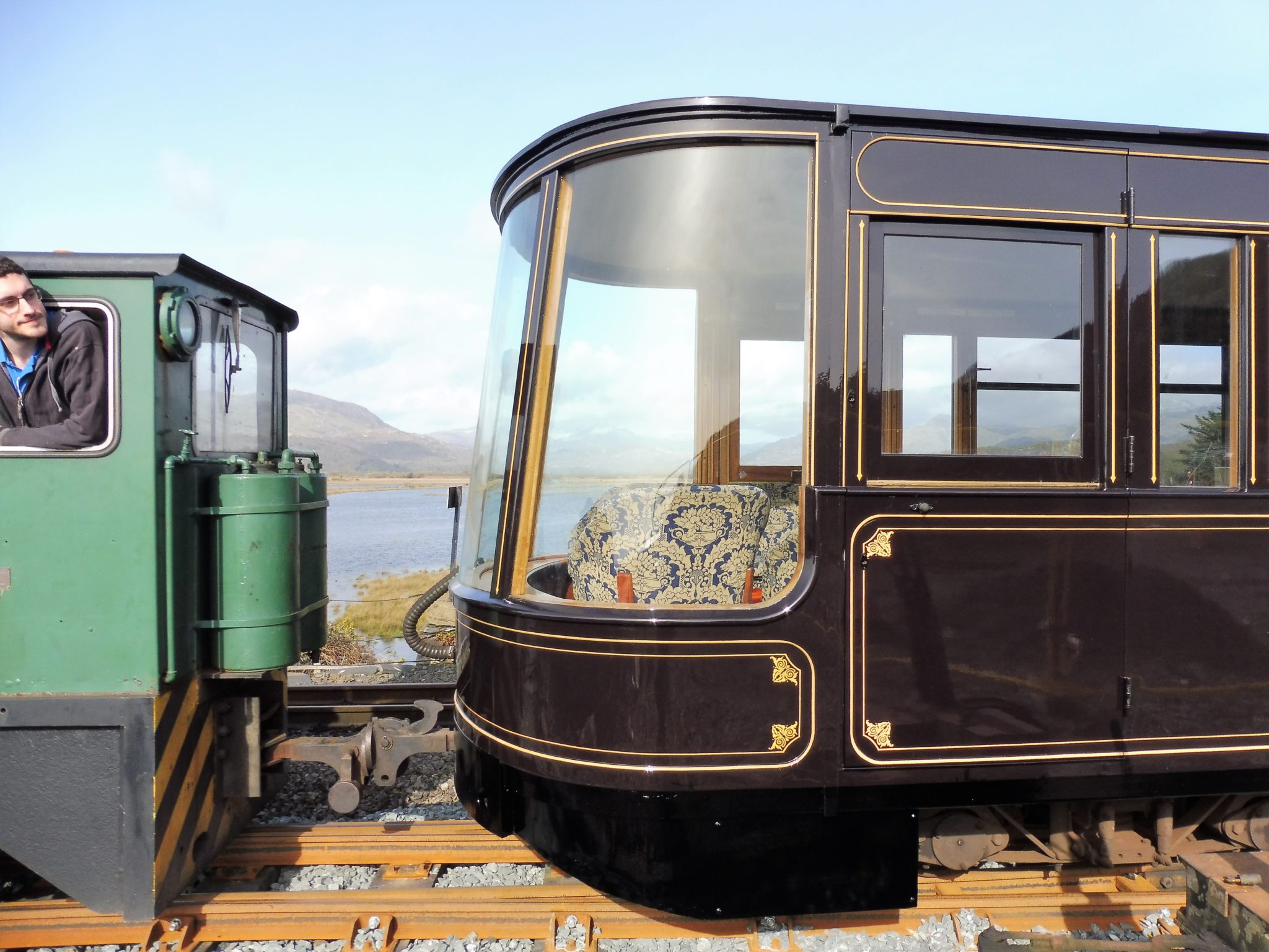 2100 Glaslyn in the Sunshine Inside Motion